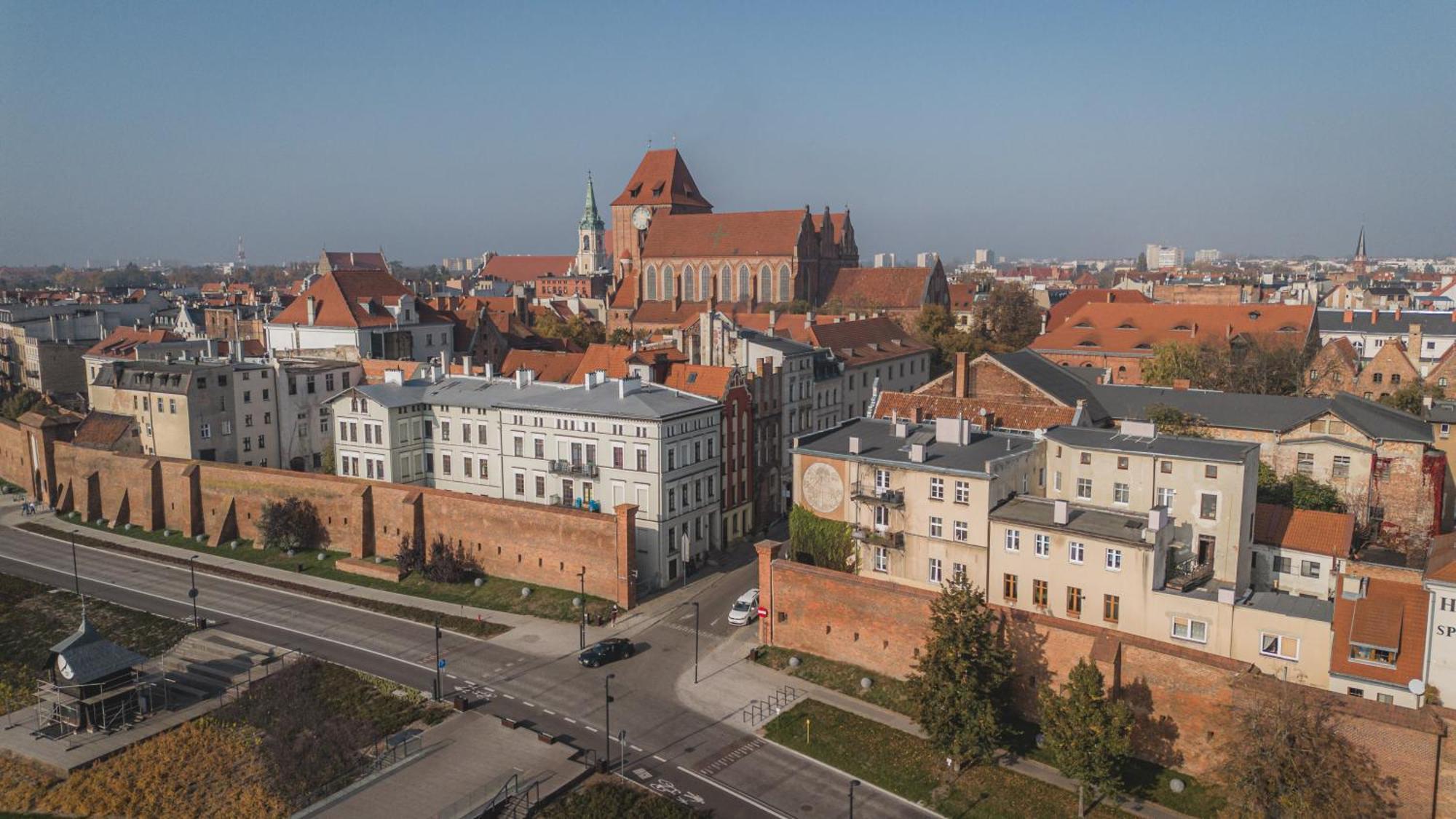 Apartamenty Lazienne Kreacje Thorn Exterior foto